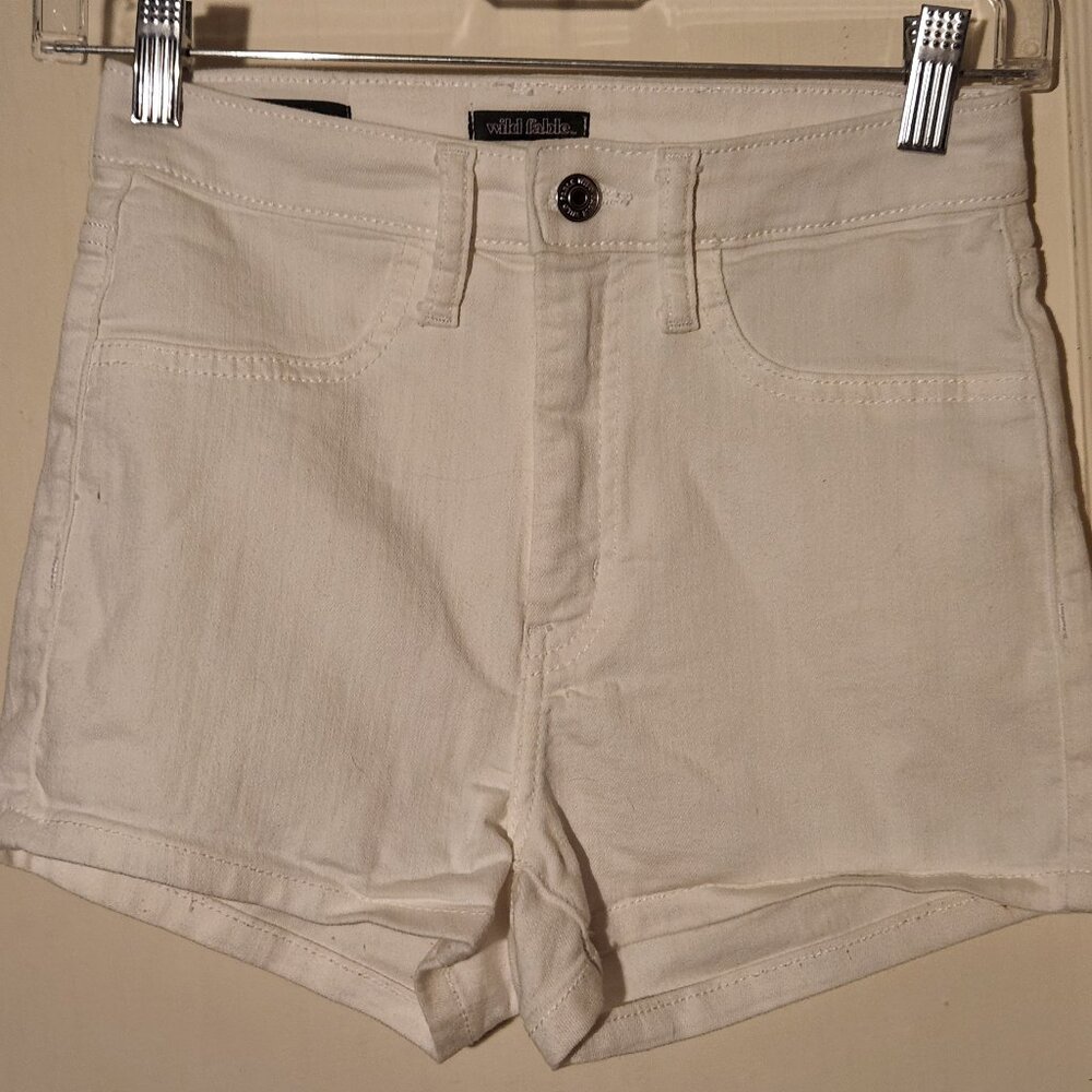 Women's WILD FABLE white denim cotton blend highest rise shorts size 2|26R|Small